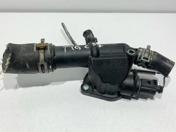 Distribuitor apa 03L121132 Volkswagen Golf 5 (2004-2009) 2.0 tdi CBD, CBDC