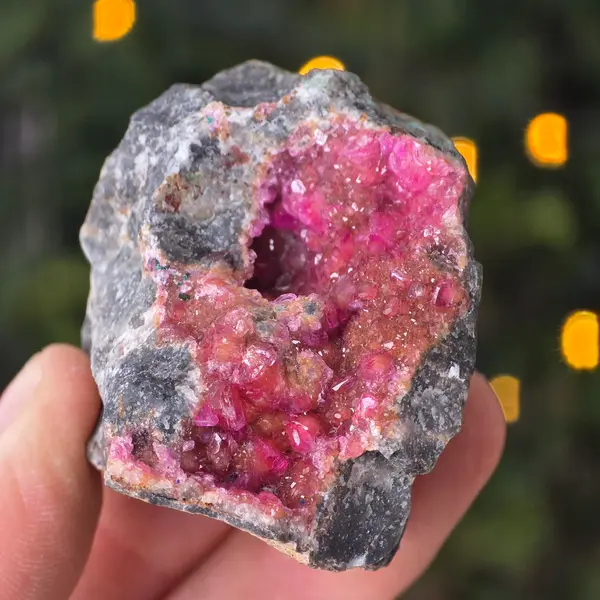Dolomit roz Salrose piatra bruta m33