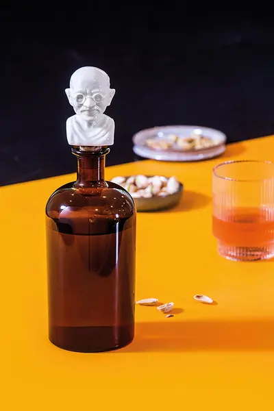 Dop pentru sticla - Drink with Gandhi | Donkey