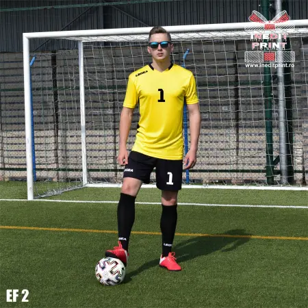 Echipament fotbal copii si adulti EF2 XXL, Tricou galben, șort negru