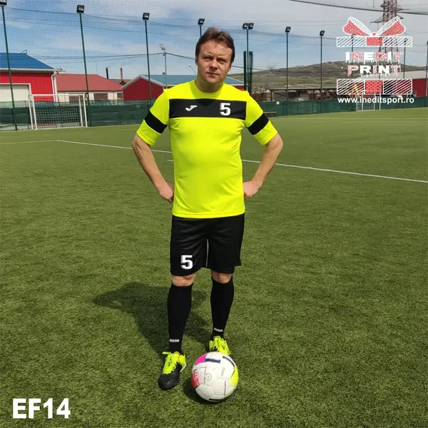 Echipament fotbal copii si adulti JOMA EF14 2XS, TRICOU VERDE FLUO SI SORT NEGRU