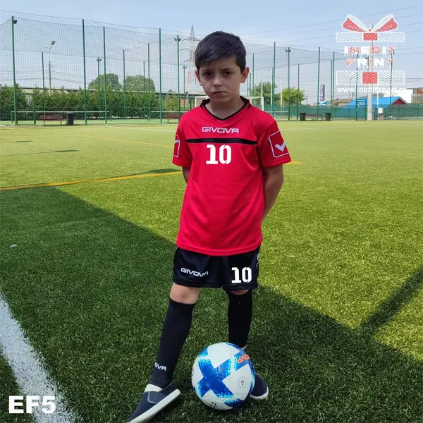 Echipament fotbal copii si adulti personalizat GIVOVA EF5 XS, Tricou rosu, sort bleumarin