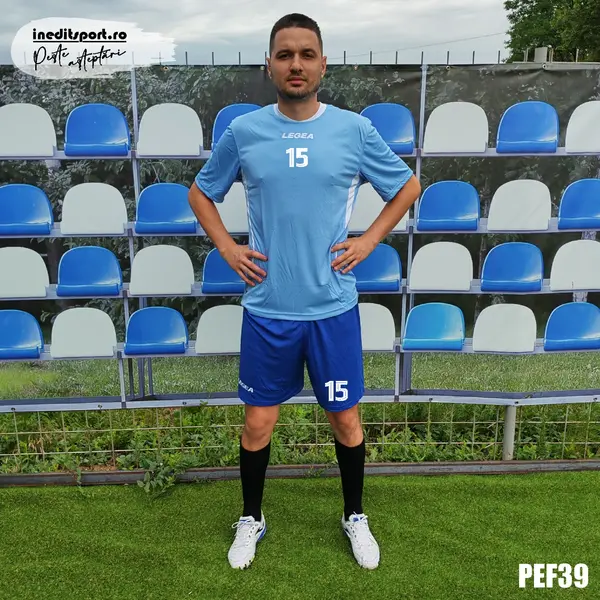 Echipament fotbal copii si adulti personalizat - PEF39 M, Tricou albastru deschis, sort albastru