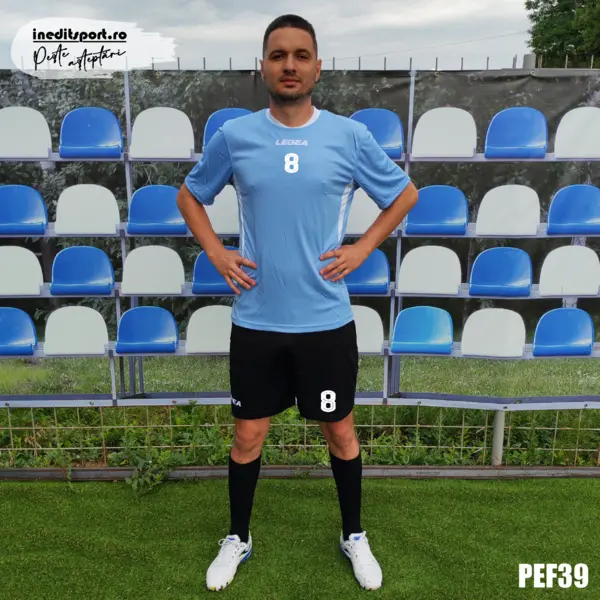 Echipament fotbal copii si adulti personalizat - PEF39 XL, Tricou albastru deschis, sort negru