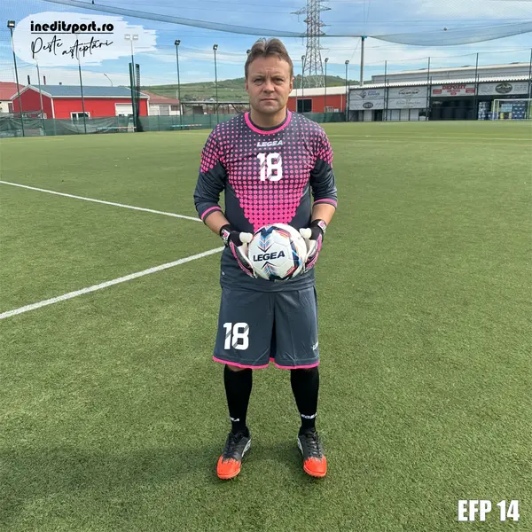 Echipament portar copii si adulti ALLIANZ personalizabil EFP14 L, Tricou fucsia cu gri și șort gri