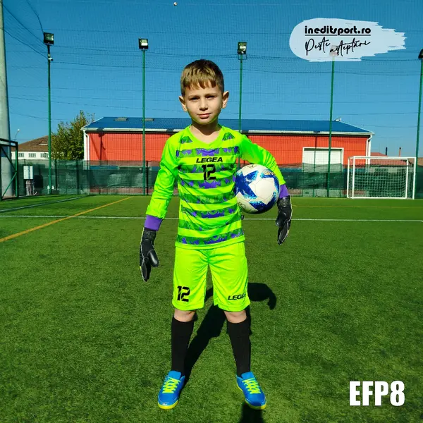 Echipament portar copii si adulti VELODROME personalizabil EFP8 3XS, Tricou galben cu violet și șort galben