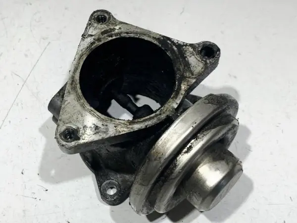 Egr 038129637D Volkswagen Touran facelift (2006-2010) 2.0 tdi; 1.9 tdi BKD; AXR; BXE