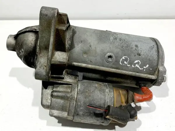 Electromotor 23300-JG70A Opel Vivaro (2006->) 2.0 dci M9R
