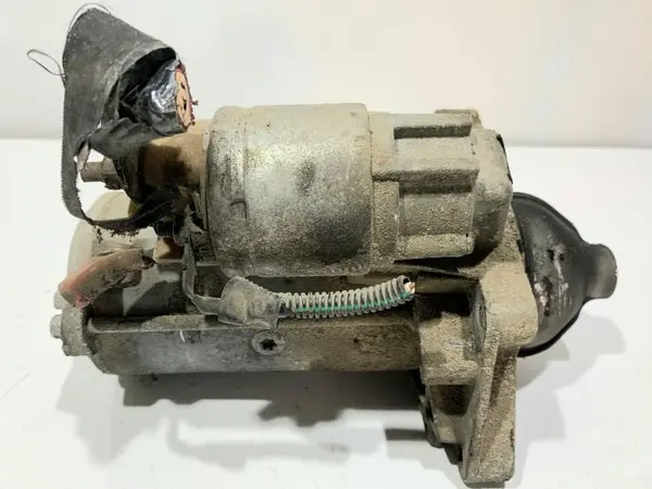 Electromotor 8200568535E Opel Vivaro (2006->) 2.0 dci M9R (802)