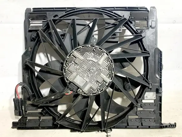 Electroventilator 8509743 BMW Seria 7 (2008-2015) [F01, F02] 4.4 benzina