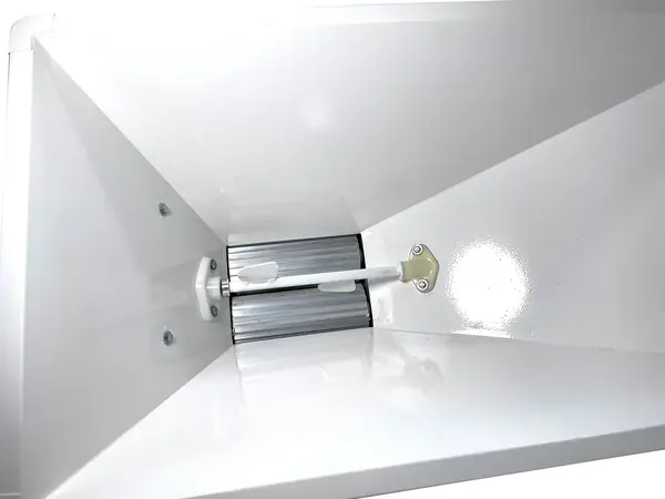 Eno 3 smalto cu motor, zdrobitor desciorchinator struguri, cu motor, Enoitalia, cuva si carcasa din tabla smaltuita, cuva cu valturi, motor 0,75 kW, productivitate 1000-1200 kg/h, productie Italia - Default Title