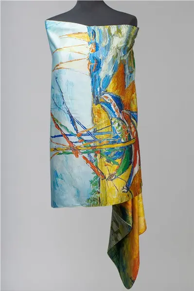 Esarfa cu doua fete, din matase, imprimata cu model inspirat dupa Barci pe plaja de Van Gogh