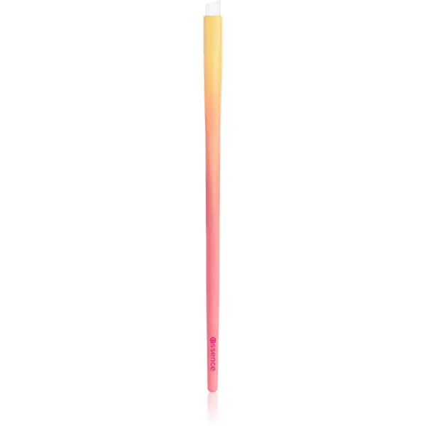 essence BRUSH IT LIKE IT'S ART eyeliner brush perie curbata pentru fardul de ochi 01 Just Wing It Like It's Art 1 buc
