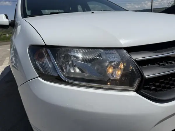 Far dreapta 260105344R Dacia Sandero 2 (2012-2017)