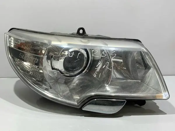 Far dreapta bixenon 3T2941016E Skoda Superb 2 (2008-2013)