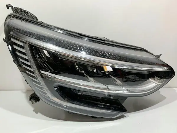 Far dreapta full led 260103060R Renault Megane 4 facelift (2020-2024)