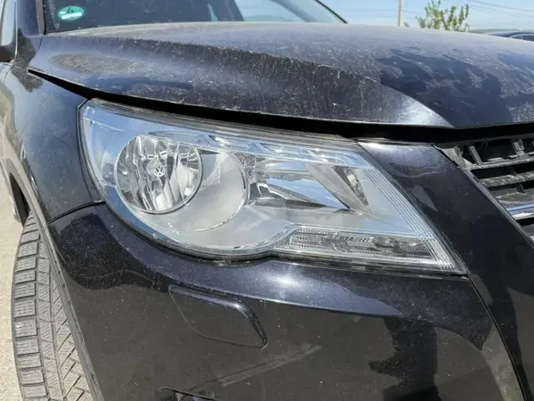 Far dreapta Volkswagen Tiguan (2007-2011)