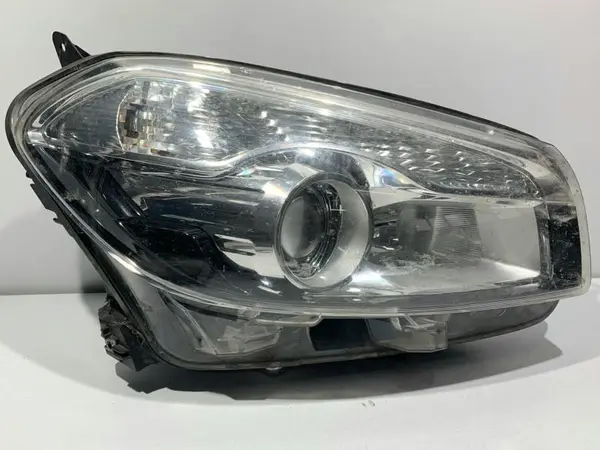 Far dreapta xenon 26010-BR63A Nissan Qashqai facelift (2010-2013) [J10]