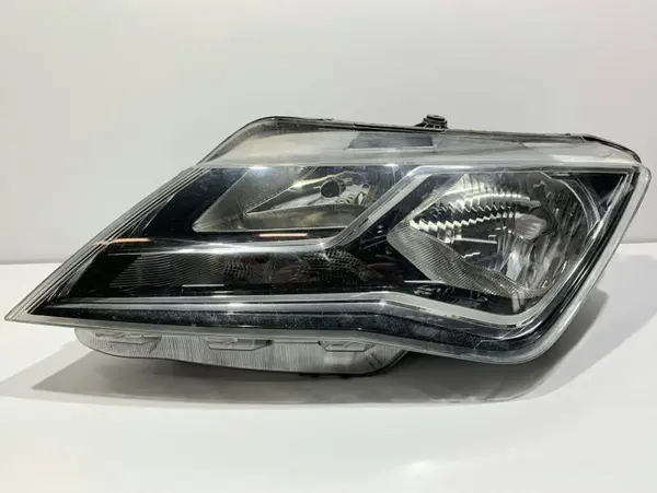 Far stanga 6JC941015 Seat Toledo 4 (2012-2018)
