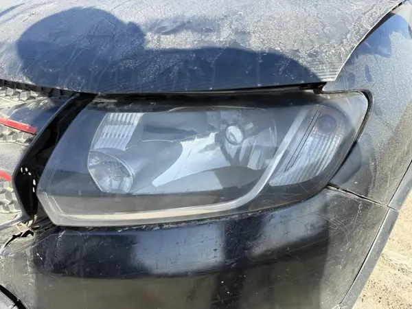 Far stanga Dacia Sandero 2 (2012-2017)