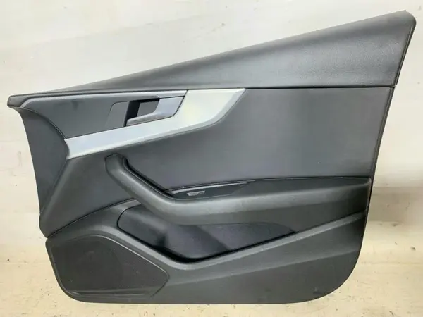 Fata usa interioara dreapta fata 8W0867118 Audi A4 (2015-2019) [8W2, B9]