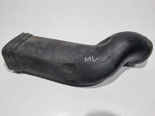 Furtun admisie aer A1645051961 Mercedes ML (2006-2011)[w164] 350 cdi A642 820