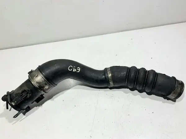 Furtun intercooler cu debitmetru 8511739 BMW Seria 3 LCI (2008-2011)[E90] 2.0d N47D20C 184 cp