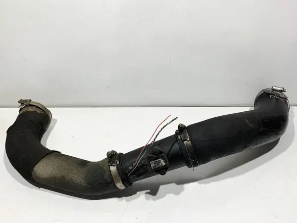 Furtun intercooler cu senzor presiune 4H0145673P Audi A8 (2009-2017) [4H] D4 3.0 tdi CDTA