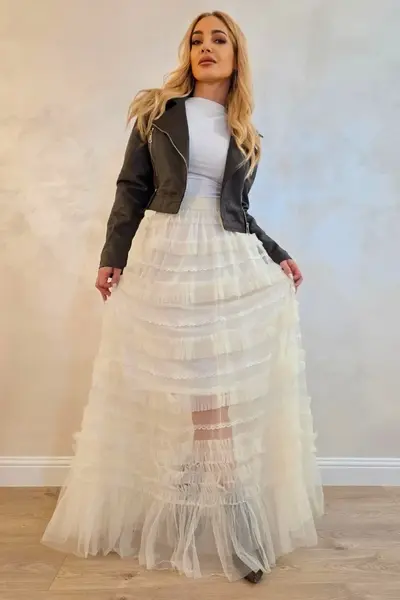 Fusta lunga BOHO, transparenta, cu insertii de tull si dantela, Alb Unt