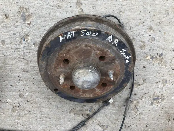 Fuzeta dreapta spate Fiat 500 (2007->) 1.3 multijet