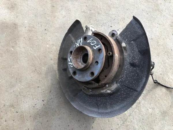 Fuzeta dreapta spate xdrive 6797448 BMW Seria 7 (2008-2015) [F01, F02] 3.0d