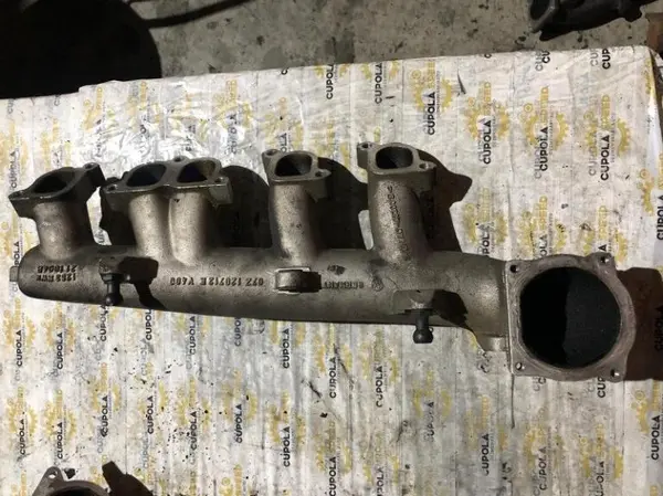 Galerie admisie dreapta 07z129712e Volkswagen Touareg (2002-2006) 5.0 tdi