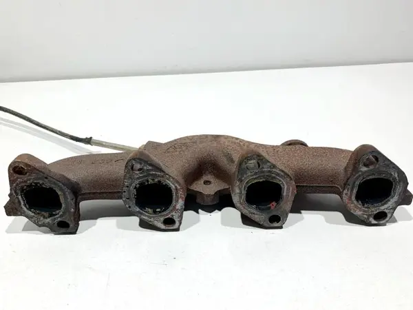 Galerie evacuare 140044068R Renault Kangoo 2 (2007-2013) 1.5 dci K9K 834