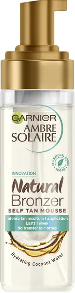 Garnier Ambre Solaire Spumă pentru bronzare artificială Natural Bronzer, 200 ml