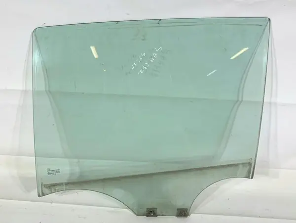 Geam usa stanga spate Dacia Sandero Stepway 2 (2012-2017)
