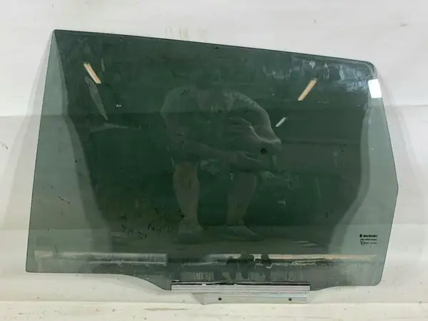 Geam usa stanga spate Suzuki Vitara 4 (2014-2018)