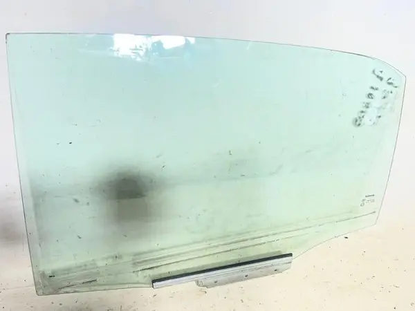 Geam usa stanga spate Toyota Corolla (2012-2018)