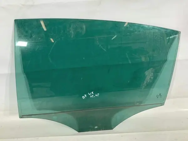 Geam usa stanga spate Volkswagen Passat B7 (2010-2014)