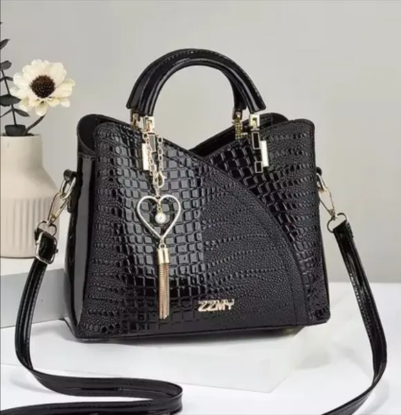 Geanta neagra / poseta neagra de dama Mondely