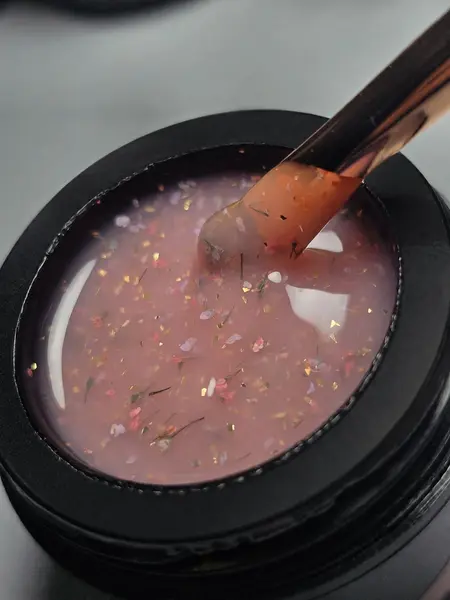 Gel Autonivelant Everin Pink Opal Petal 15gr - Gel Roz Opal cu Flori