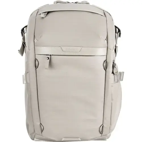 Ghiozdan foto Vanguard VEO METRO B25L, 25 L, Doua compartimente pentru laptop 16inch si tableta 13inch, Compatibil cu camere DSLR/Mirrorless + Accesorii (Crem)