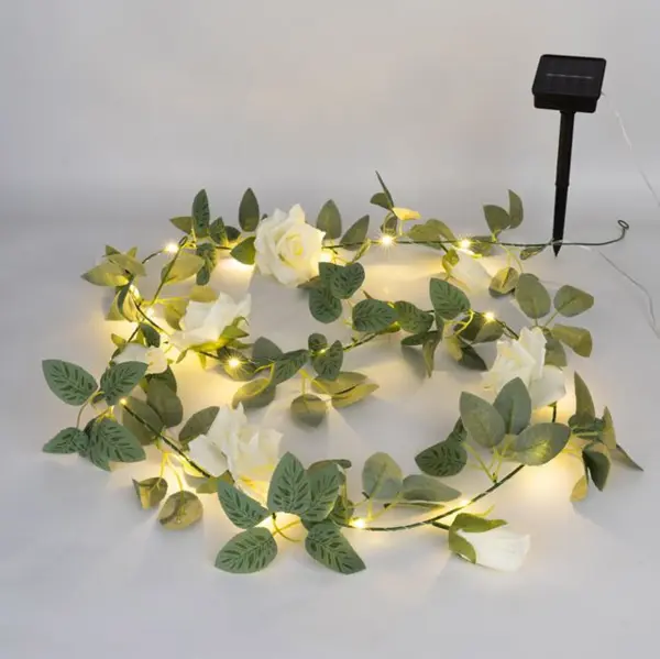 Ghirlanda solara cu flori si 20 LED flash, 1.9 m, alb cald