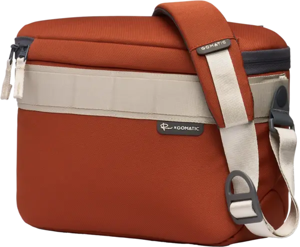 Gomatic Peter McKinnon Luma Camera Sling 12L, Rust, Geanta de umar aparat foto si obiective