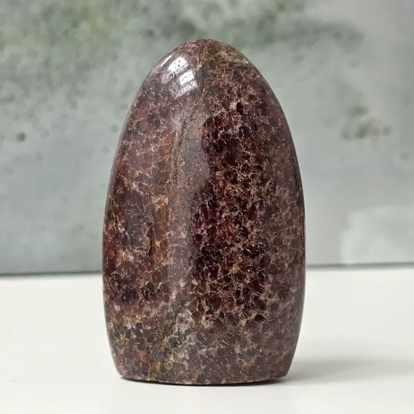 Granat Madagascar structura forma libera | Model 3