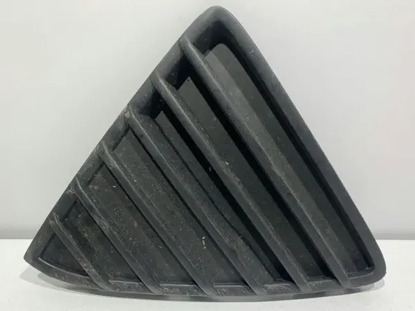 Grila bara dreapta fata BM51-17K946-A Ford Focus 3 (2011-2015)