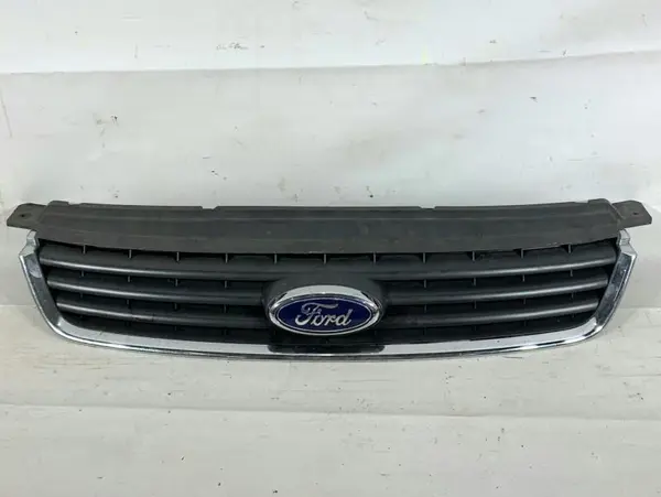 Grila centrala bara fata 8V41-R7081-A Ford Kuga (2008-2012)