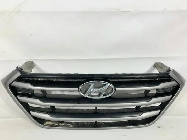 Grila centrala radiator Hyundai Tucson 3 (2015-2018)