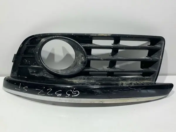 Grila proiector stanga 1K0853665K Volkswagen Golf 5 (2004-2009)