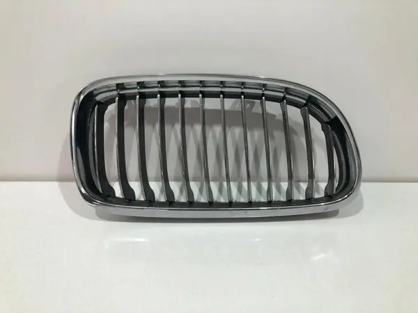 Grila radiator dreapta 7201970 BMW Seria 3 LCI (2008-2011)[E90]