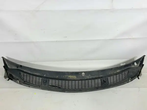 Grila stergator parbriz 5J1819403A Skoda Fabia 2 (2006-2010)